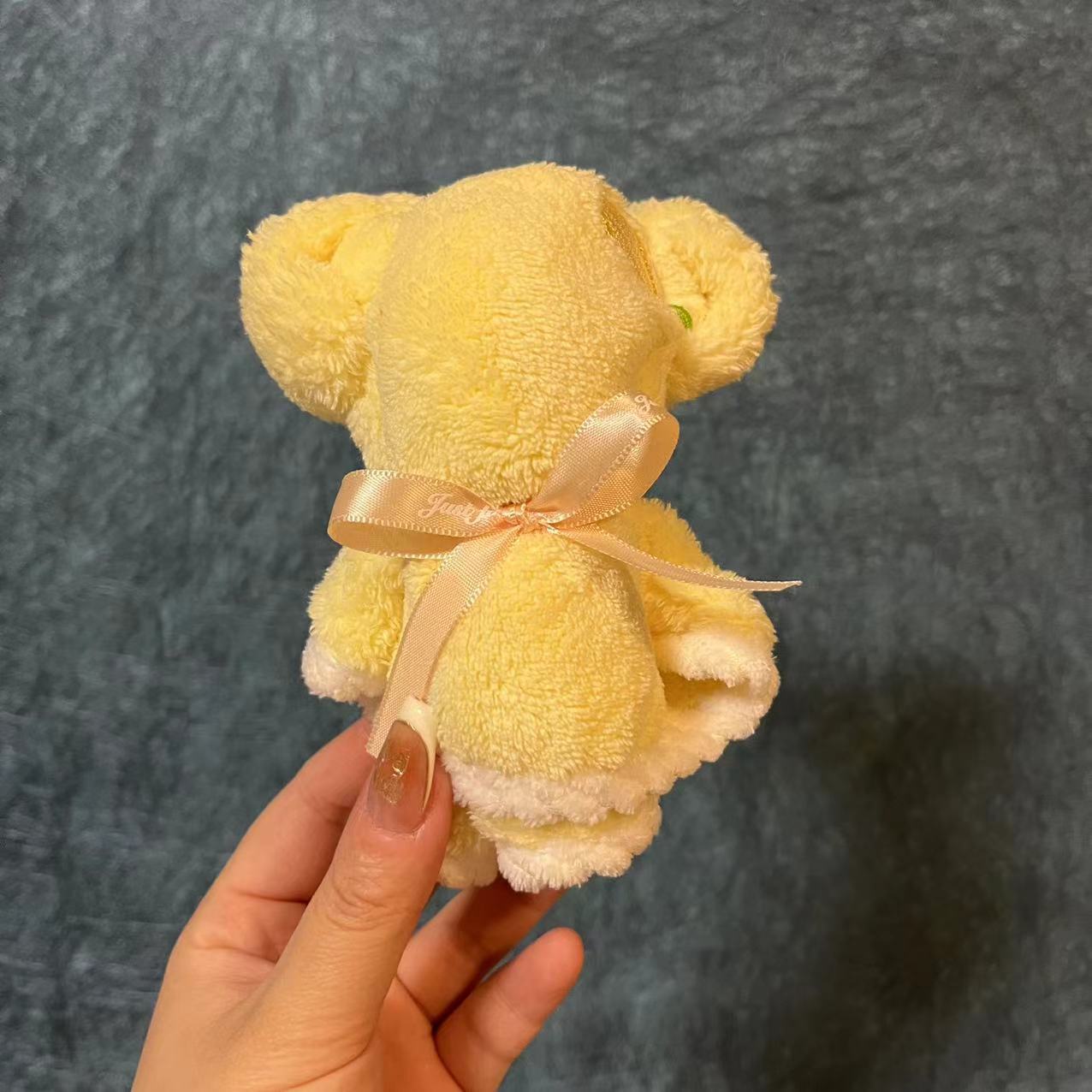 30*30 노란 튤립 사각 스카프 곰