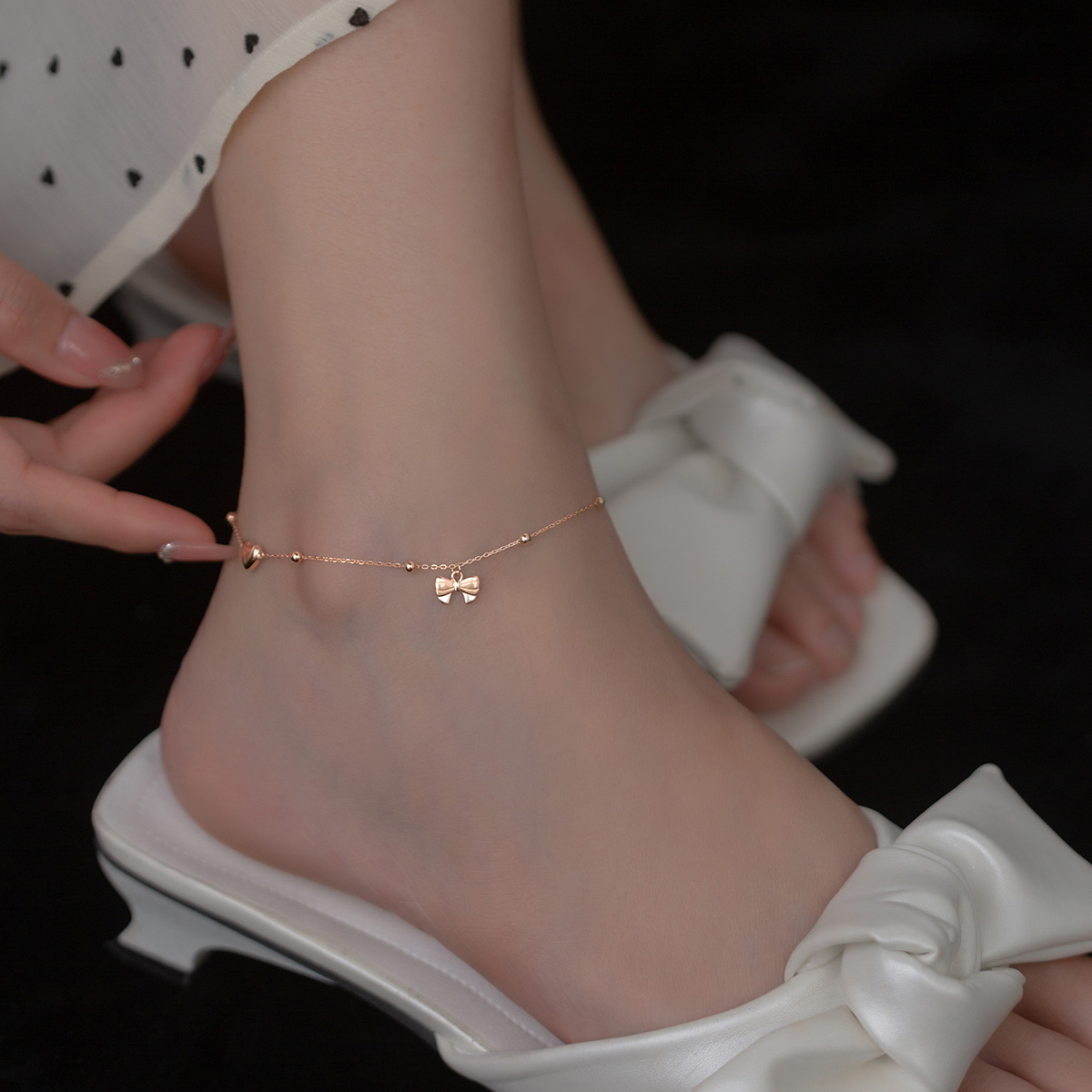 El Rocky s925 plata pequeña luz fresca amor perlas de arco brazalete de pie para mujeres japonesas y coreanas joyerías de pie simples S3369