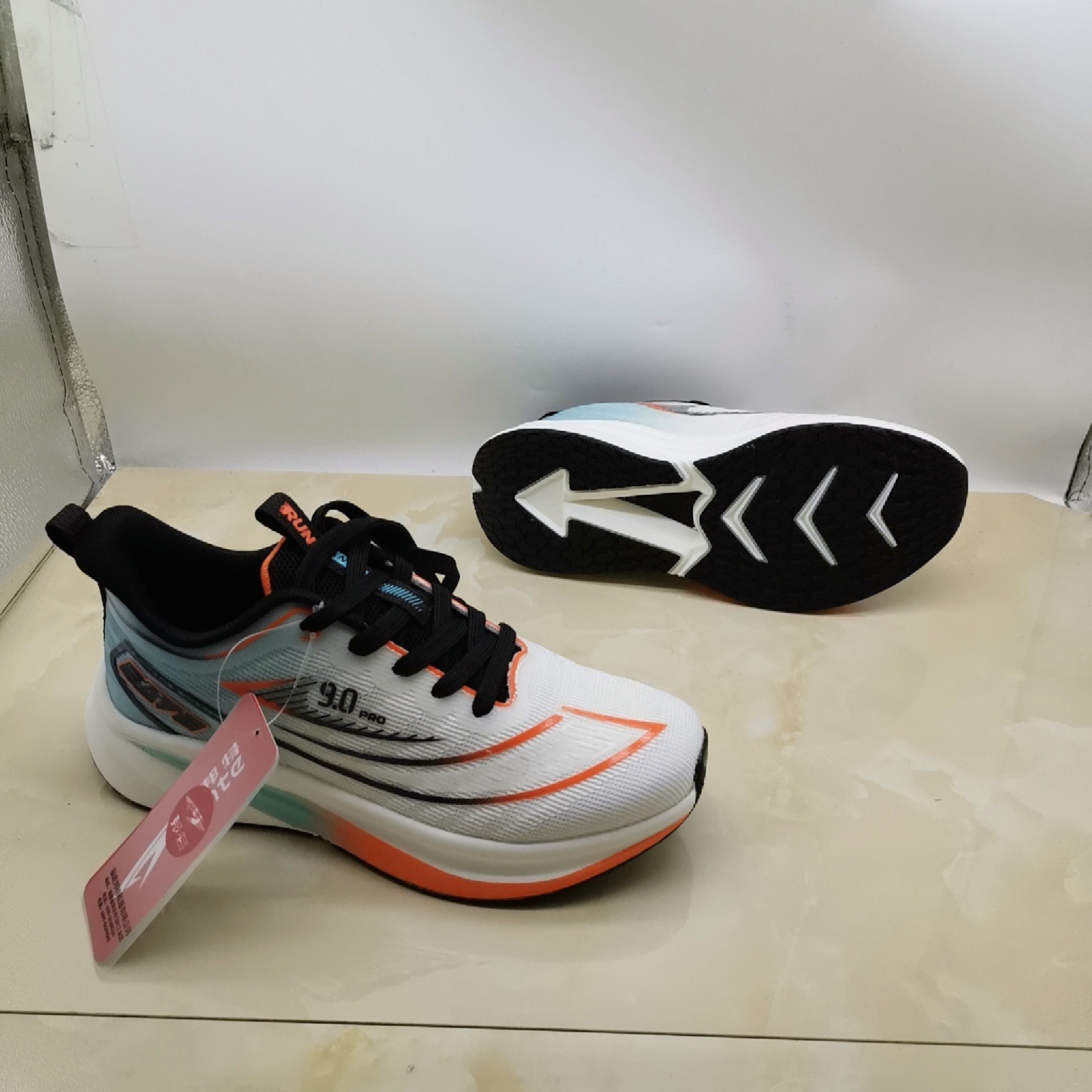 Fujian zapatos de otoño de 2025, nuevos zapatos escolares de tamaño grande, zapatos de carrera clásicos, zapatos de baloncesto deportivos de estudiantes