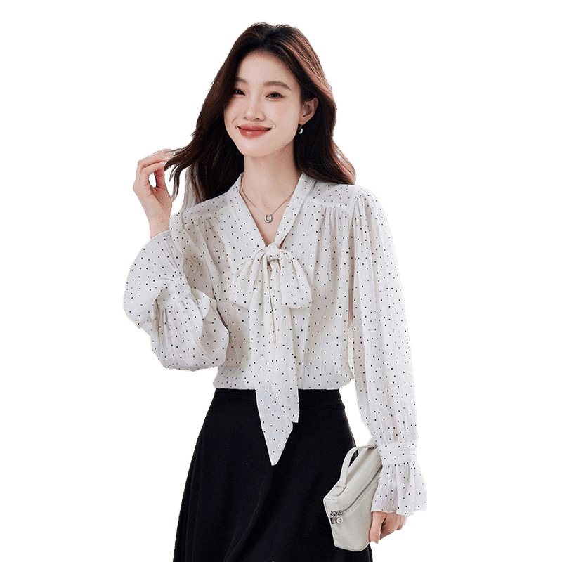 Spring shirt with bow