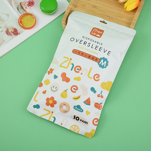 Children's disposable anti-fouling sleeves Cartoon cute waterproof baby sleeves Non-woven baby oil-proof sleeves