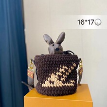 �ﶬ����ë���ֹ�����M����������θ�Ů���߼��г�Ʒ�F؛