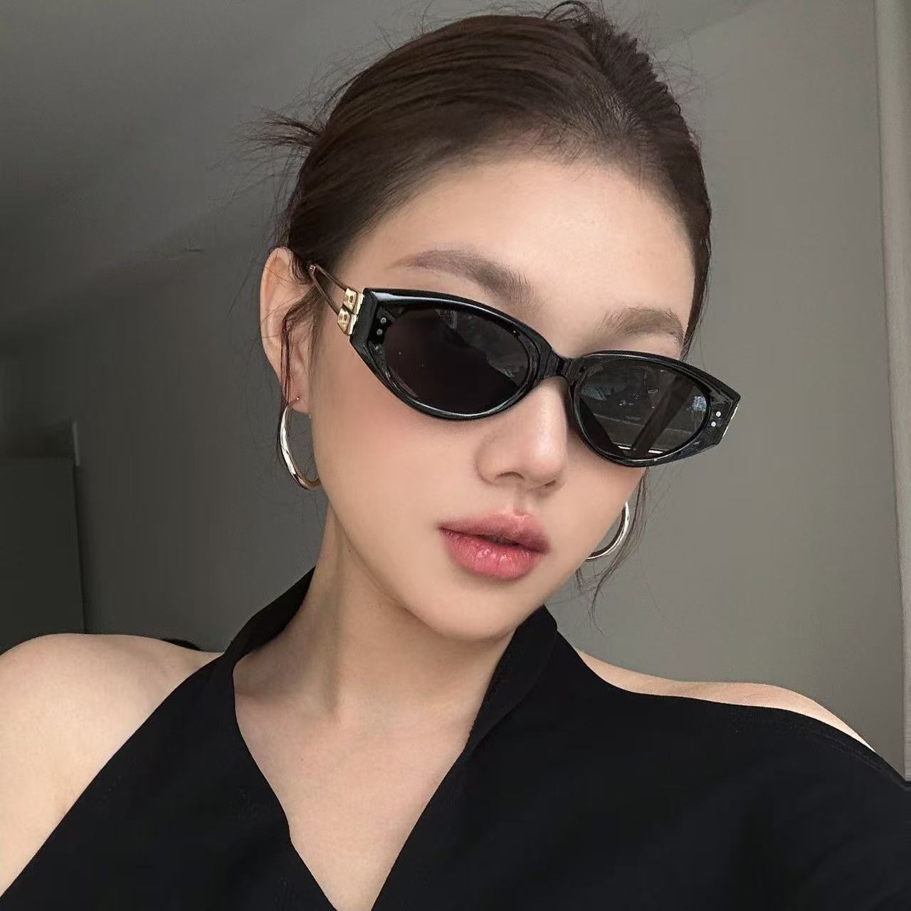 Cross-border Polarized Cat Eye High-end Metal Hollow Temple UV Protection Sunglasses_voghion.com