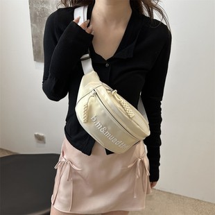 Popular Niche Silver Bag Women's 2025 New Summer Versatile Crossbody Chest Bag Fashionable Mobile Phone Waist Bag