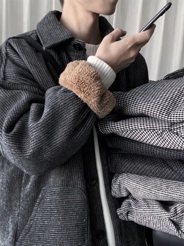 Abrigo de pana de algodón acolchado abrigo de invierno para hombre forrado de vellón engrosado suelto ins abrigo casual estilo de Hong Kong marca de moda guapo abrigo de algodón acolchado de color sólido