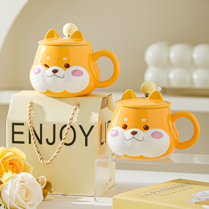 Hermosas tazas de cerámica con tapa de agua creativa de alta calidad para parejas de regalo de cumpleaños tazas de oficina domésticas