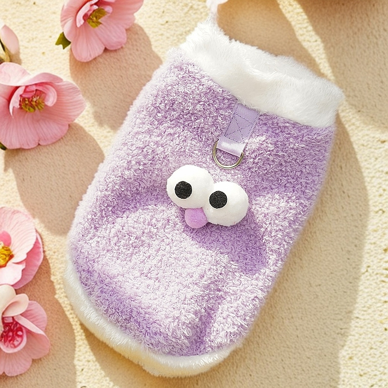 446 grandes ojos morados