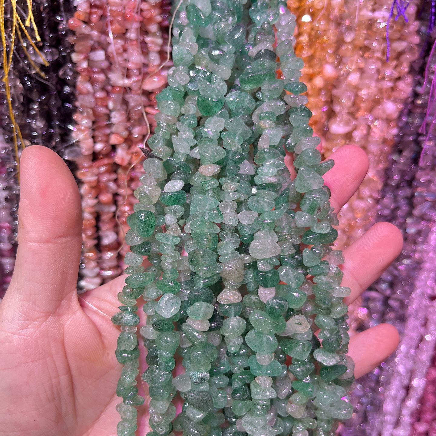 A pack of natural green strawberry crystals is about 80cm