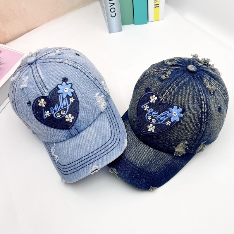 Femmes Rétro Sucré Bloc De Couleur Broderie Avant-toit Incurvé Casquette De Baseball display picture 1