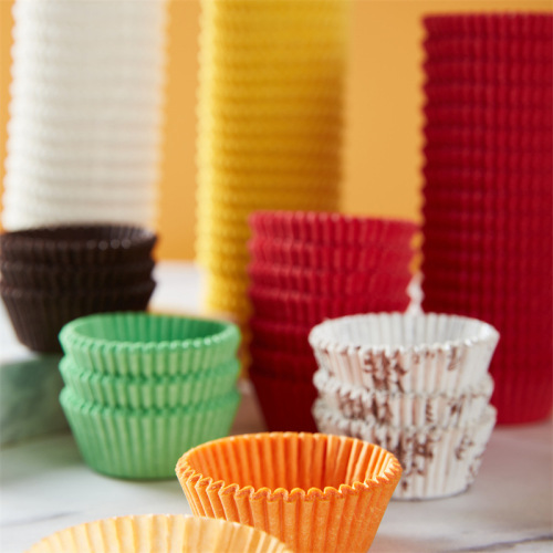 Giant round oil cake paper tray Snow Mei Niang paper Tomafon cup cookie pad paper oil-absorbing paper cake cup baking