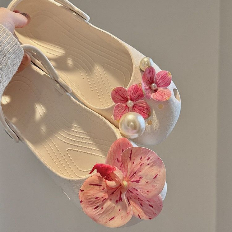High-End Floral Clogs with Colorful Flower and Pearl DIY Detachable Decorations High-End Floral Clogs with Colorful Flower and Pearl DIY Detachable Decorations