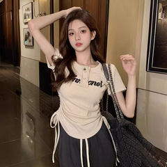 ホットガール巾着半袖ショルダーTシャツレディース2025年夏新作ピュアセクシースリムショートデザイントップ