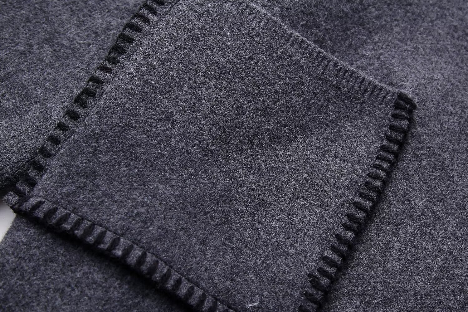 Maglione casual in maglia con scollo a V, nuovo autunno da donna, decorazione con cuciture a contrasto_voghion.com