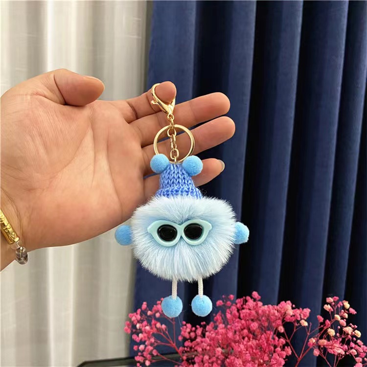 Color fur ball keychain [blue]]