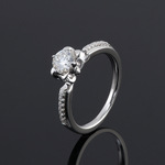 925银莫桑石戒指婚戒 1克拉戒指玫瑰花设计戒指ins风潮流厂家直销