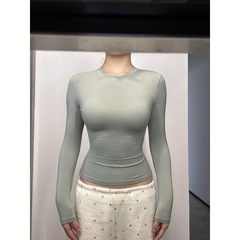 欧米のスキムズの肩の長袖のtシャツの女性の運動の修身の底のシャツのカーダシアンの中でギャルの上着のtシャツの女性を掛けます。