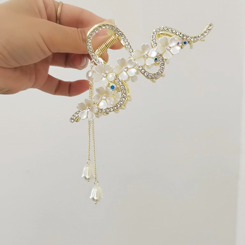Fashion Sweet Tassel Flower Alloy Plating Artificial Pearls Rhinestones Hair Clip1