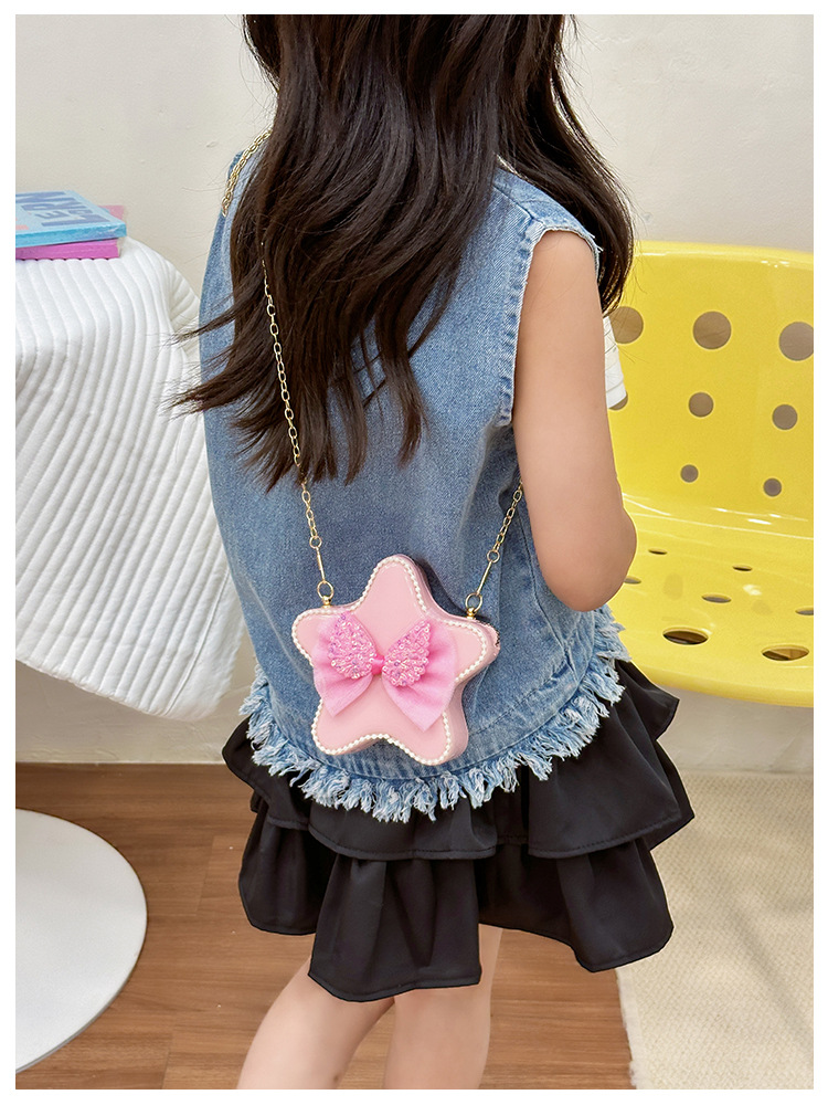 120g Weight Zipper Closure Type Single Shoulder Strap Strap Type Crossbody Bag Bags Type Casual, Holiday Occasion PVC Material Mermaid, Bow Knot Pattern All Seasons Season Kid'S Gender Cute Style Pentagram Shape Kid'S PVC Mermaid Bow Knot Cute Pentagram Zipper Crossbody Bag 18