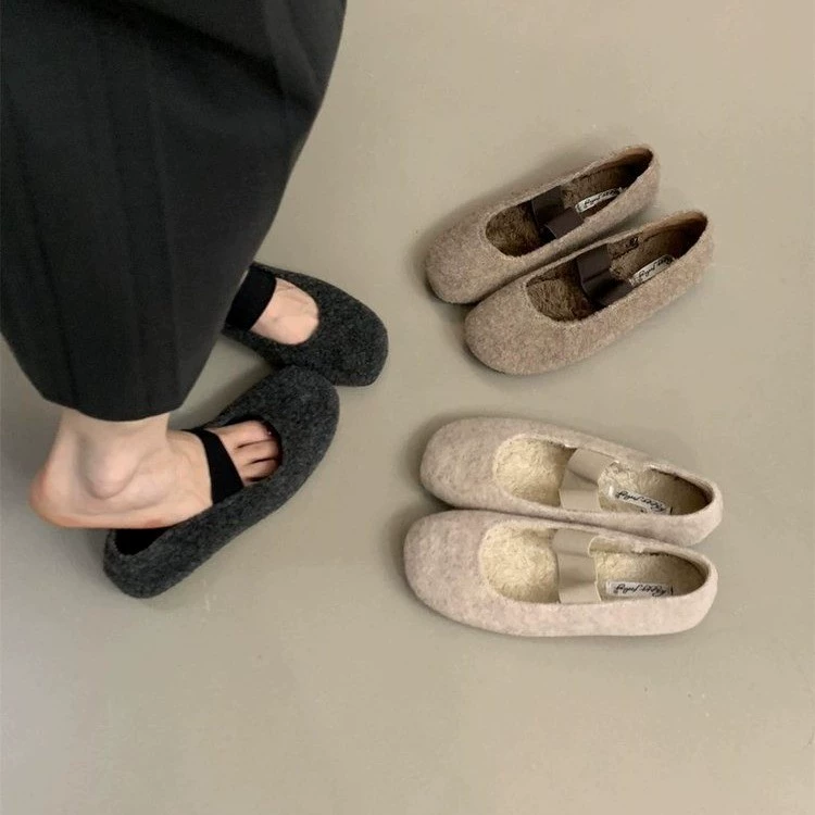 Женские туфли больших размеров (41-42), нежные плоские туфли, новинка весны-осени 2025 года, плиссированные слипоны в стиле «ленивые бабушки».