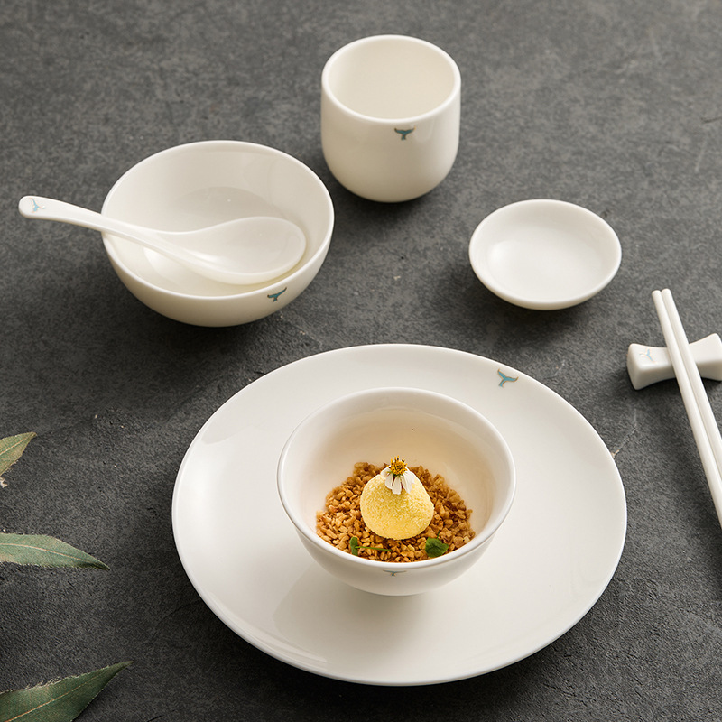 High-Quality Dehua Jade Porcelain Wholesale Bowl, Plate, Cup Set for Home and Hotel Table Setting, Including Plates, Spoons, Water Cups, Fish Plates, and Vegetable Plates High-Quality Dehua Jade Porcelain Wholesale Bowl, Plate, Cup Set for Home and Hotel Table Setting, Including Plates, Spoons, Water Cups, Fish Plates, and Vegetable Plates