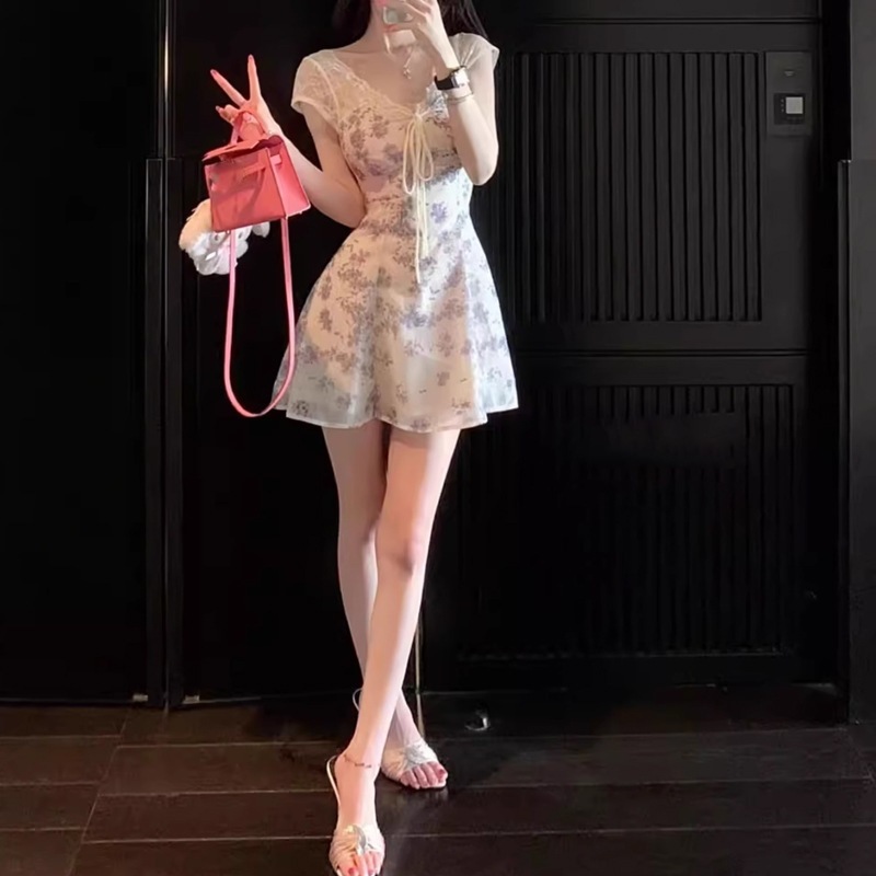藤が絡み合った*自家製フレンチフェミニンウエストホリデーフローラルVネック巾着ストラップドレスエレガントな気質|undefined