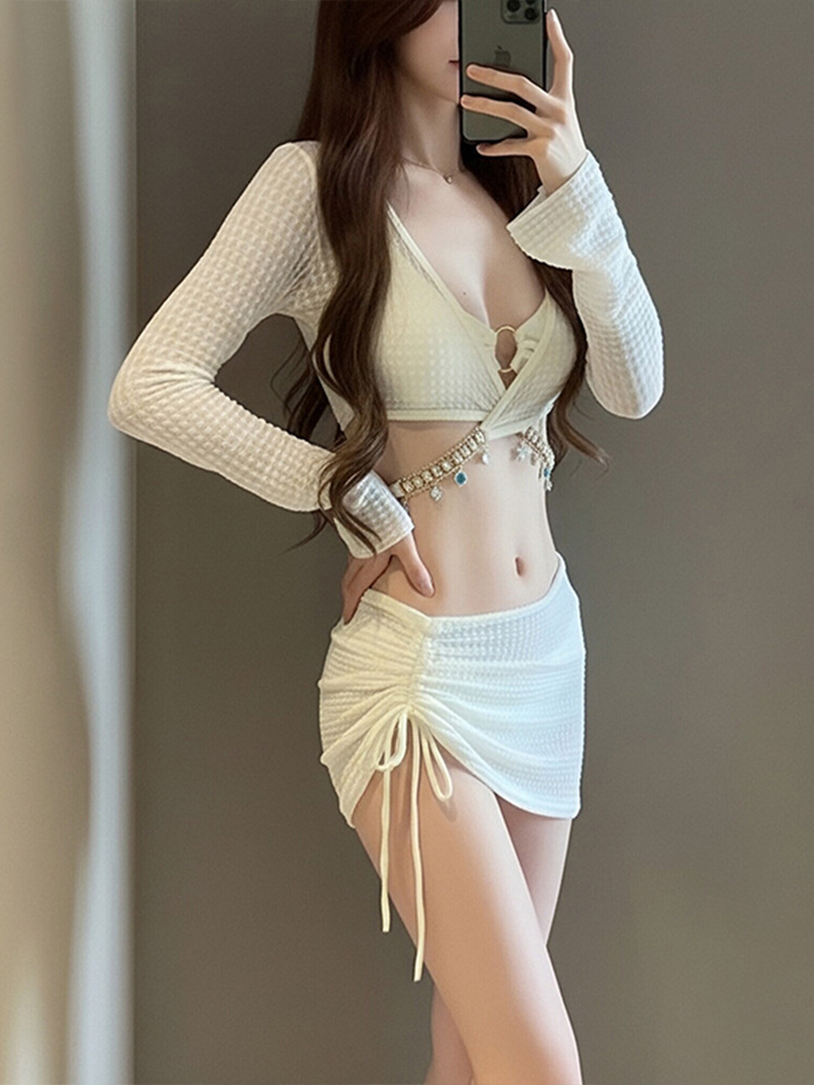 Bikini traje de baño sexy mujer puro deseo dividido traje de cuatro piezas blusa de manga larga bolso falda color sólido traje de baño de aguas termales al por mayor
