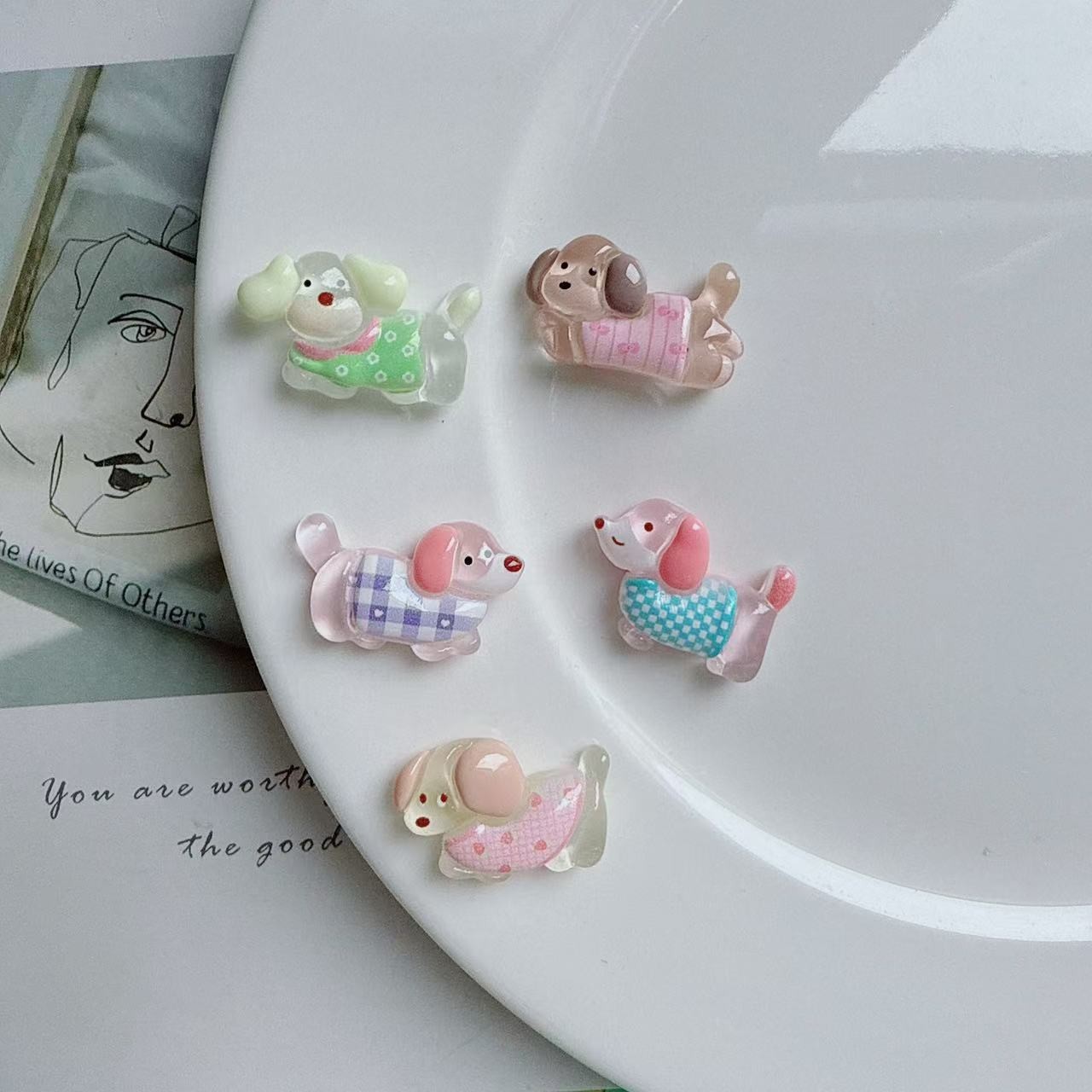 奶油胶底材透明腊肠狗 diy手工材料鞋扣帽子文具贴片树脂配件批发