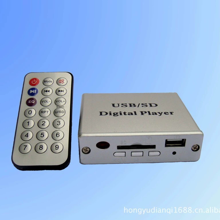 Автомобильный MP3-плеер HY1002 с независимым аудиоинтерфейсом