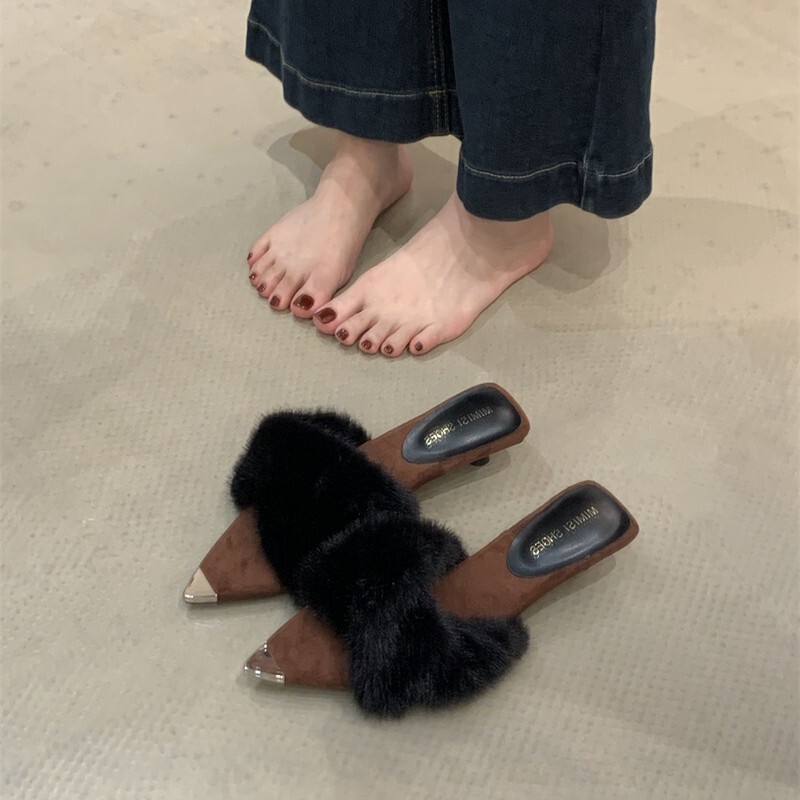 European and American 2025 Spring & Fall New Mink Fur High Heels Women's Stiletto Open-Toe Sexy High-Heeled Banquet Shoes Fur Slippers European and American 2025 Spring & Fall New Mink Fur High Heels Women's Stiletto Open-Toe Sexy High-Heeled Banquet Shoes Fur Slippers