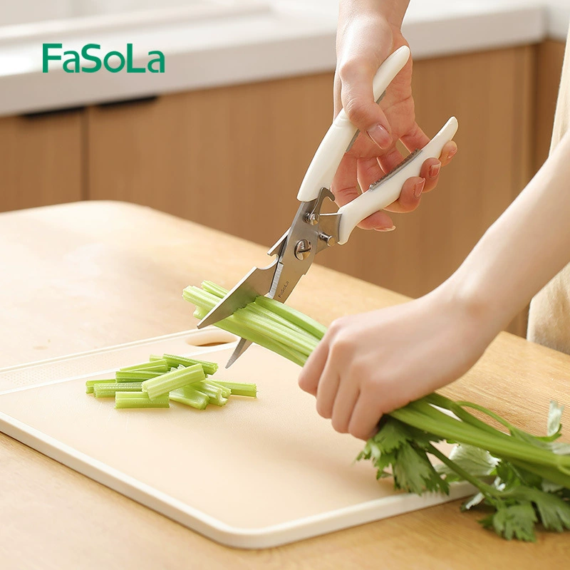 Powerful universal food scissors for home use