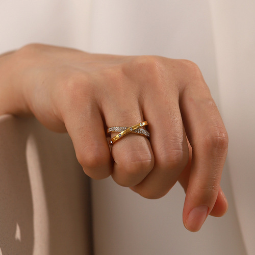 INS French-style niche design stainless steel plated with 18K gold women's versatile cross-set white diamond open ring