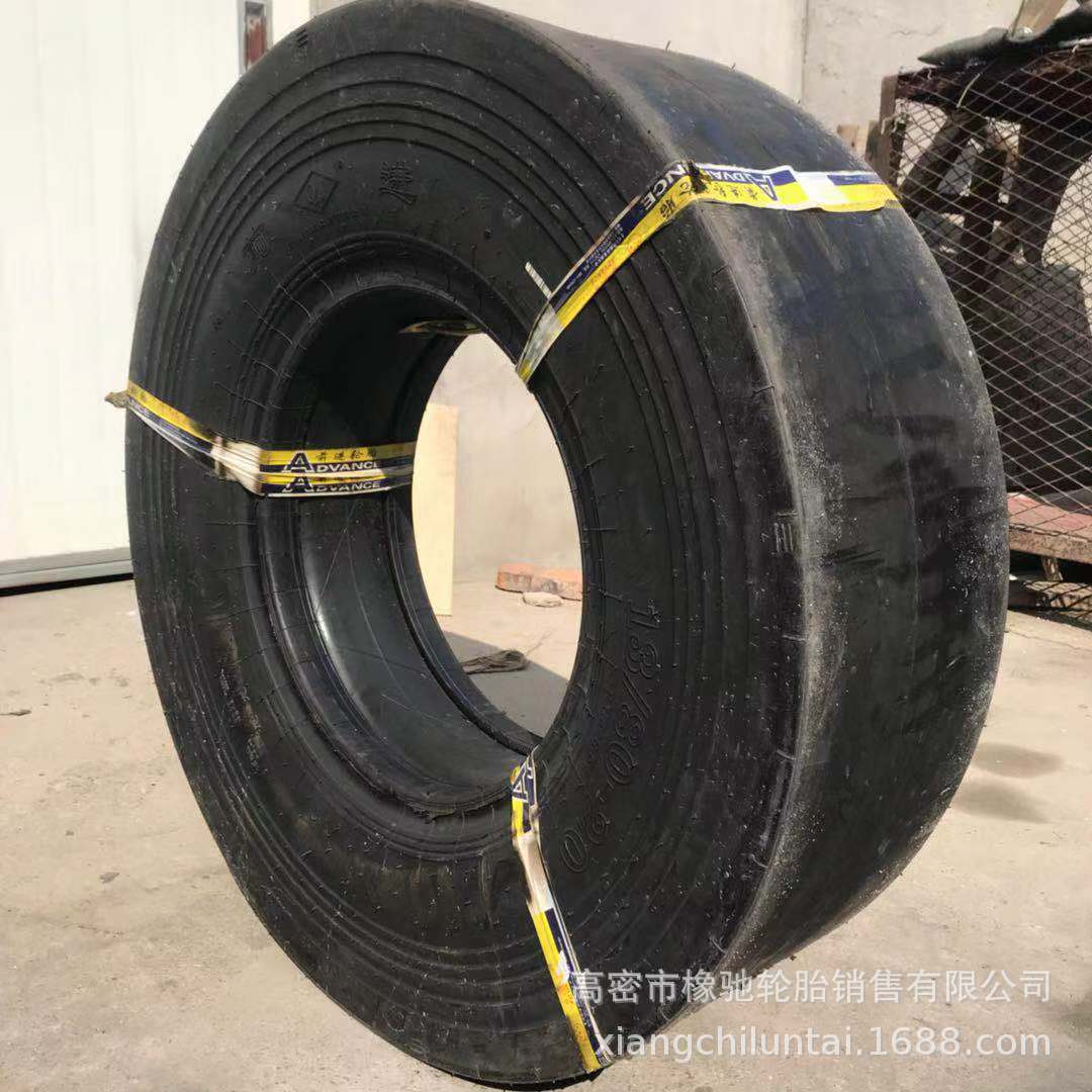 胶轮压路机轮胎14/70-20 C-1A 13/80-20光面工程机械轮胎