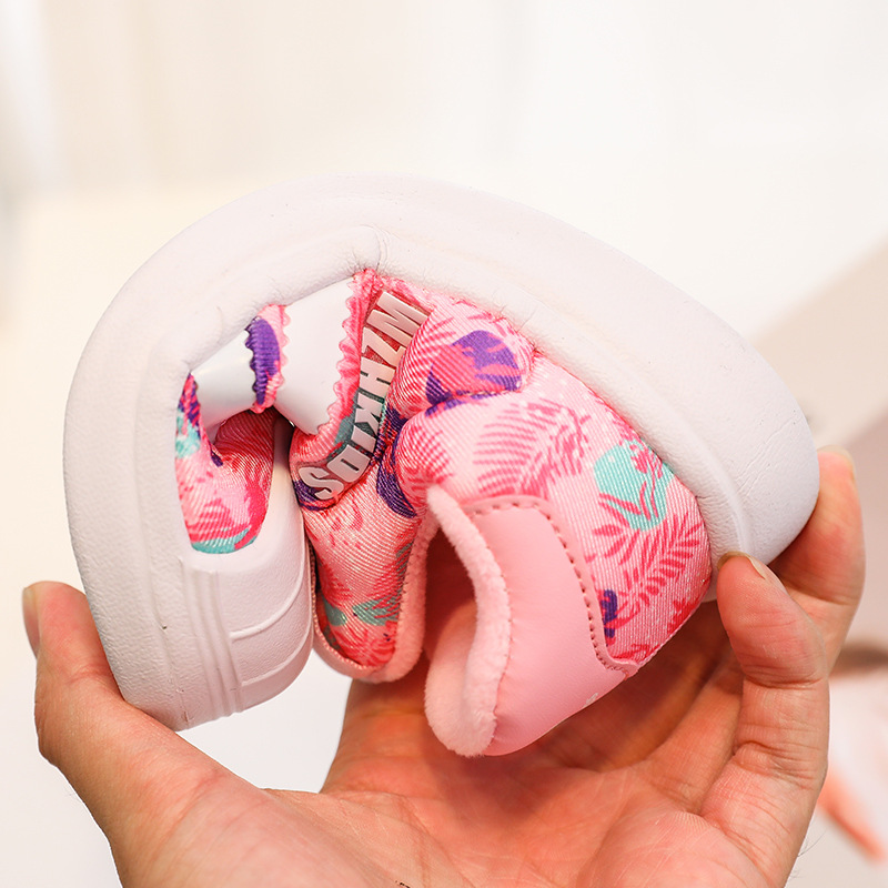 Marken-Kinderschuhe: Jungen-Shell-Head-Indoor-Kindergarten-Anti-Kollisions-Plüsch-Baumwollschuhe, Mädchen-Baby-One-Step_voghion.com