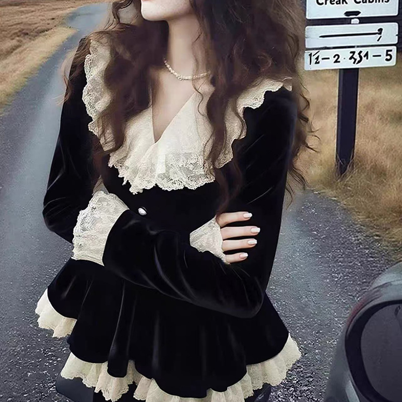 In-Stock Manufacturer Wholesale New Lace-Trimmed Black Velvet Shirt for Women with a Stylish Ruffle Design