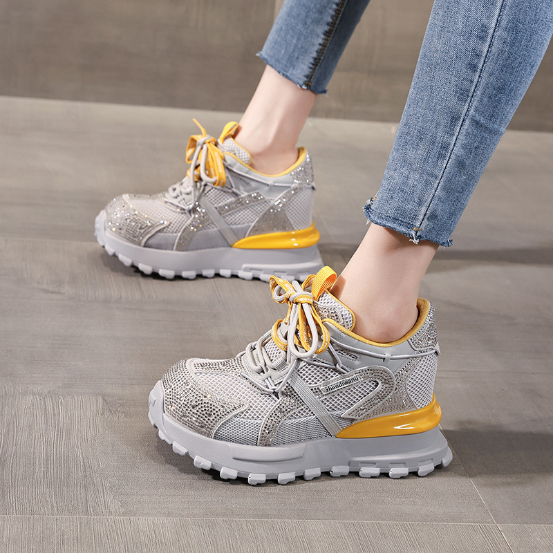 Giày sneaker nữ chunky đế dày lưới phối đá rhinestone — màu trắng