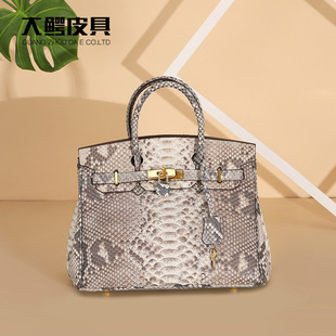 ��̖����ƤŮ����Ƥ����30�K��������r��Ů��Ůʿ������羳���l