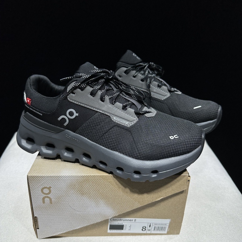 オン ランニング クラウドランナー 2 軽量ユニバーサル クッション性サポート スポーツ ランニング シューズ|undefined