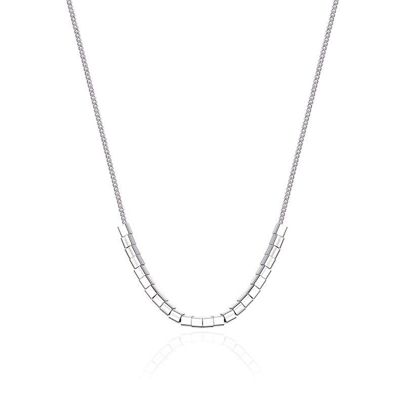 S925 collar de plata esterlina de las mujeres de lujo ligero nicho diseño simple de alto grado temperamento tridimensional pequeño collar cuadrado cadena de clavícula