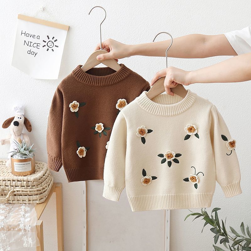 Girls' loose-fitting and stylish winter sweater, 2025 new style, Korean style pullover sweater for toddlers.