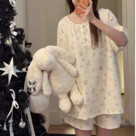 婴儿棉米底小熊蝴蝶结印花睡衣女夏季圆领短袖短裤家居服套装