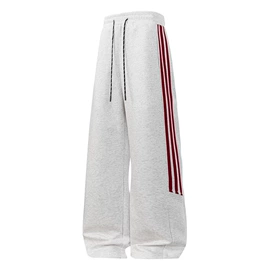 男式针织衫;男式夹克;男式休闲裤