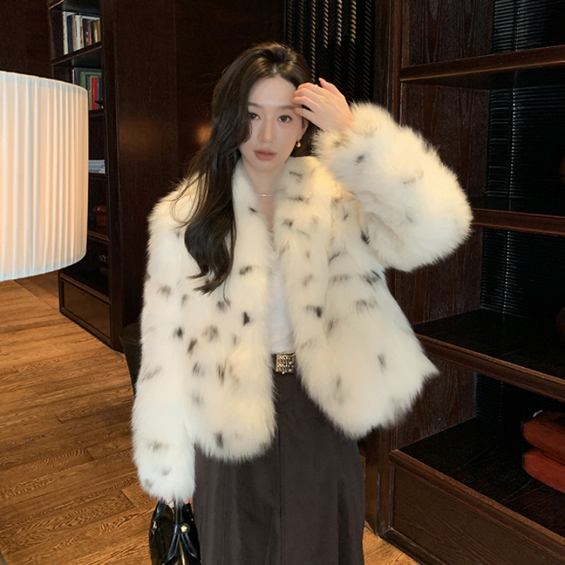 小豹纹进口狐狸毛皮短款毛毛外套女冬季新款高级感贵妇轻奢大衣