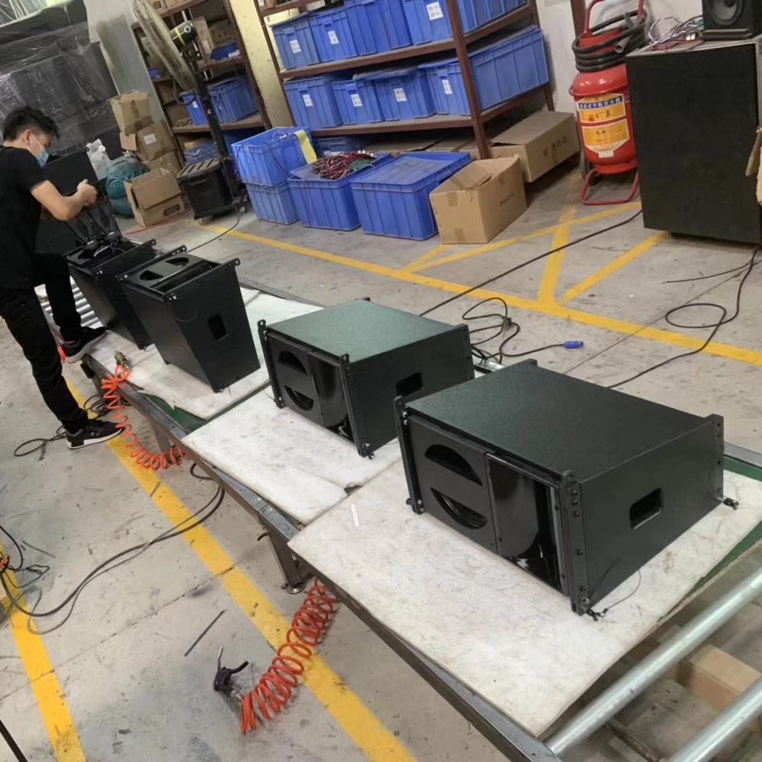 Solo altavoz de matriz de línea de 10 pulgadas Altavoz de matriz de línea de dos frecuencias altavoz de auditorio de audio de rendimiento de escenario altavoz de la Iglesia