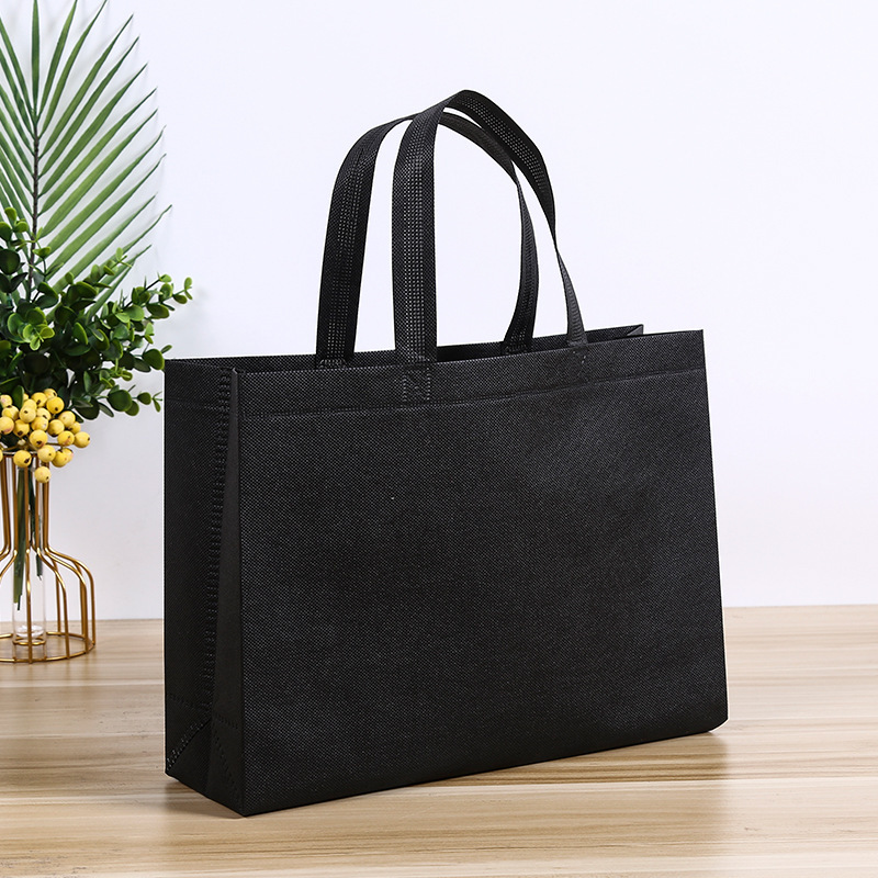 スポット不織布バッグ、高級衣料品ロゴショッピングバッグ、広告衣料品店、ポータブルギフトバッグのカスタマイズ|undefined