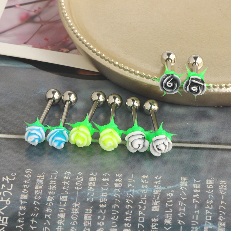 16G labret stud size and finish detail