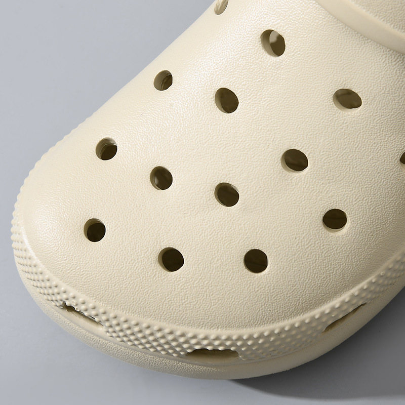 Zapatos con agujeros de suela gruesa al por mayor para mujer, uso exterior de verano, sandalias antideslizantes, transpirables y sin olor