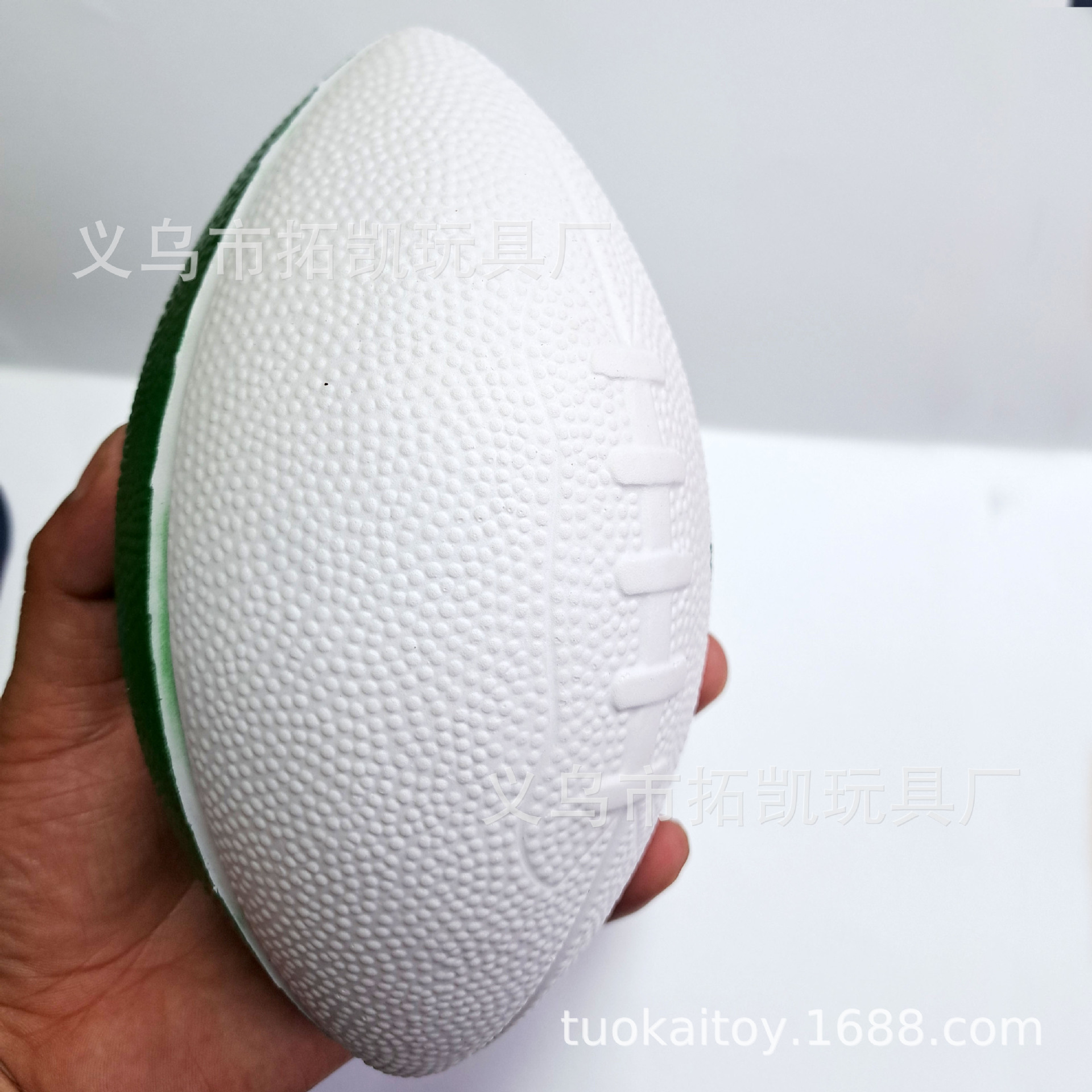18Cmpu Foam Football Toy, American Football Pressure Ball, Two-Color American Football Can Be Printed