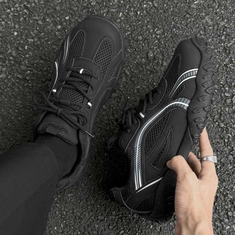 德训鞋男款2025新款春秋男士户外休闲运动百搭高级感开车工作潮鞋