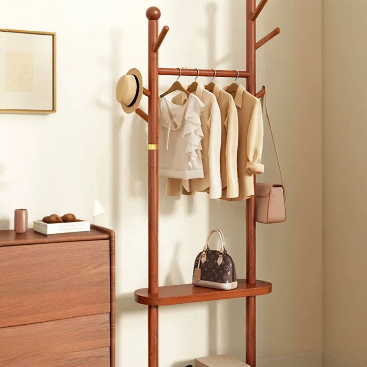 Perchero de madera maciza perchero de piso a techo para dormitorio estante para ropa simple moderno para sala de estar estante para colgar para el hogar simple vertical