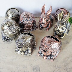 Golden toad, jade, rabbit, dragon, turtle, tiger ashtray model metal craft home furnishings living room tea room gift souvenir